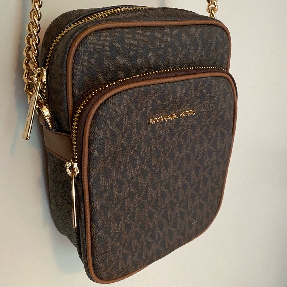 Perfect day time bag Michael Kors side bag